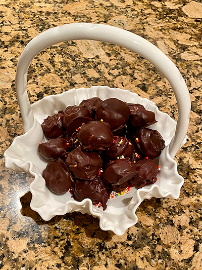 Ann’s Peanut Butter Truffles